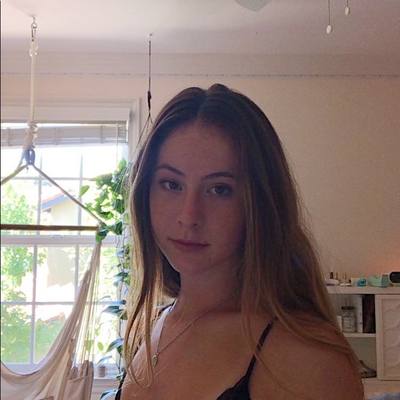 sydneyhollan827
